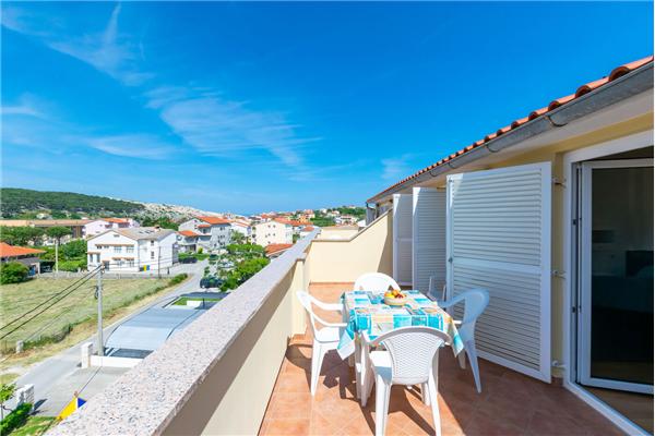 Apartment A1, for 4 persons