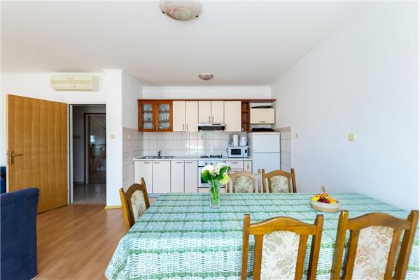 Apartment A1, for 4 persons
