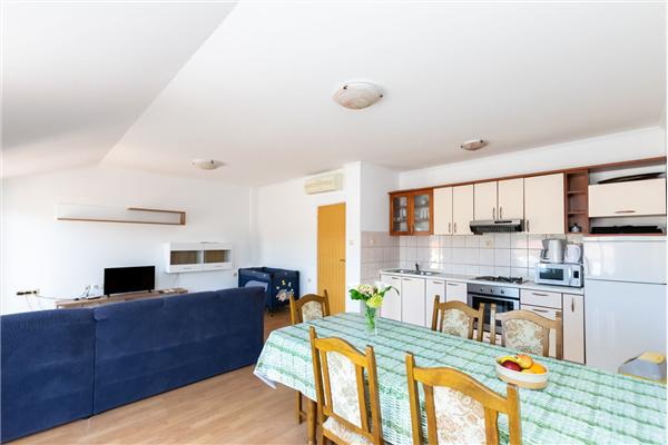 Apartment A1, for 4 persons