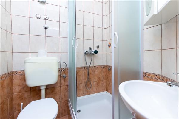 Apartment A3, for 6 persons