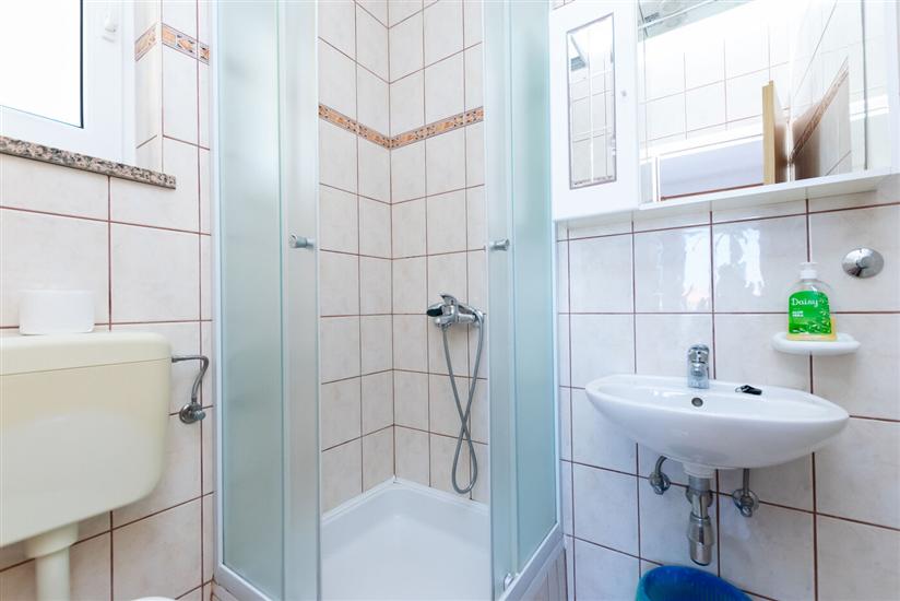 Apartment A3, for 6 persons