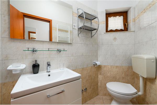 Apartment A4, for 5 persons