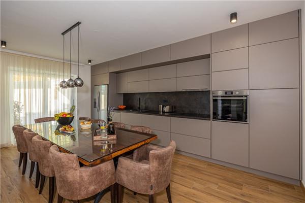 House K1, for 10 persons