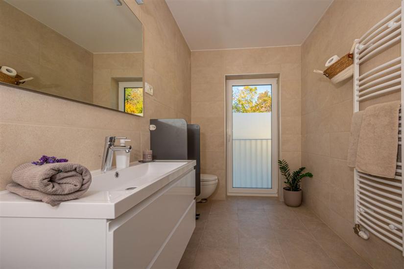 House K1, for 10 persons