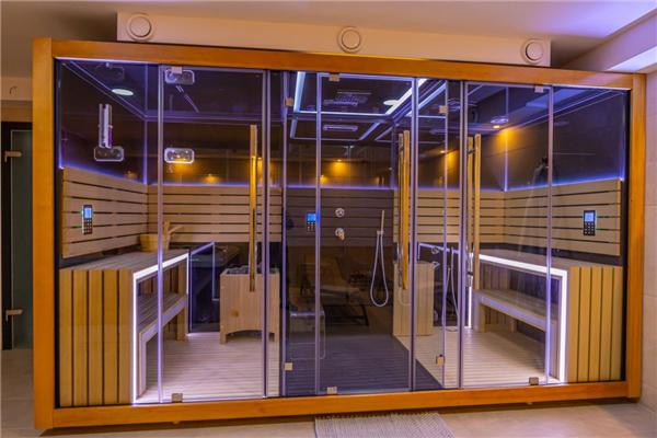 House K1, for 10 persons