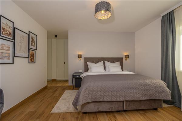 House K1, for 10 persons