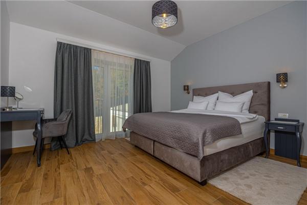 House K1, for 10 persons