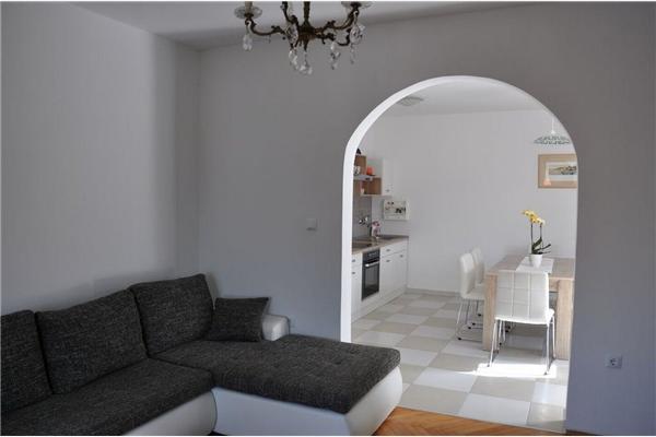 Apartment A1, for 5 persons