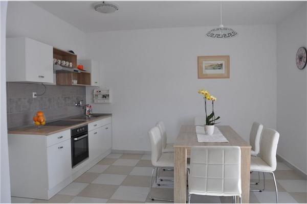 Apartment A1, for 5 persons