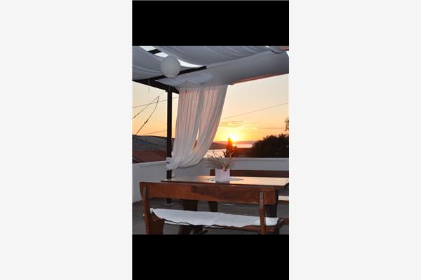 Apartment A2, for 5 persons