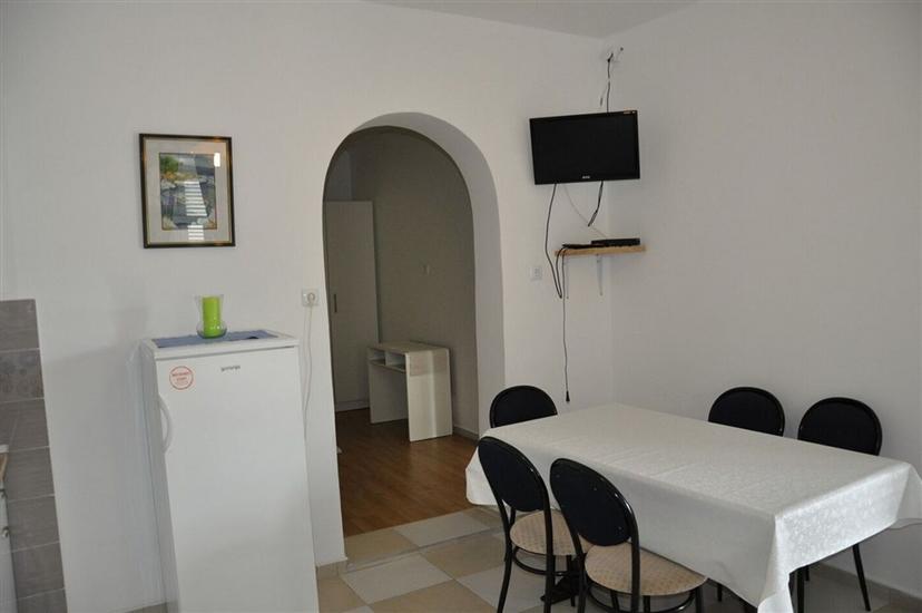 Apartment A2, for 5 persons