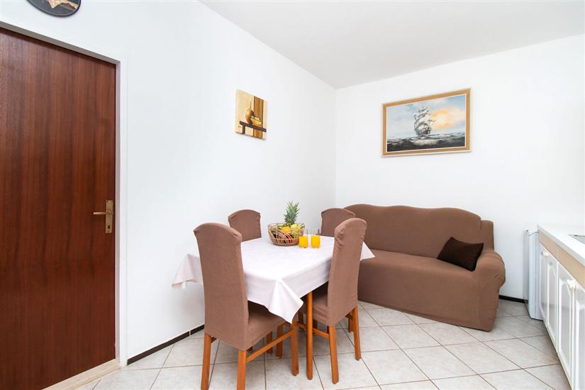 Apartment A1, for 4 persons