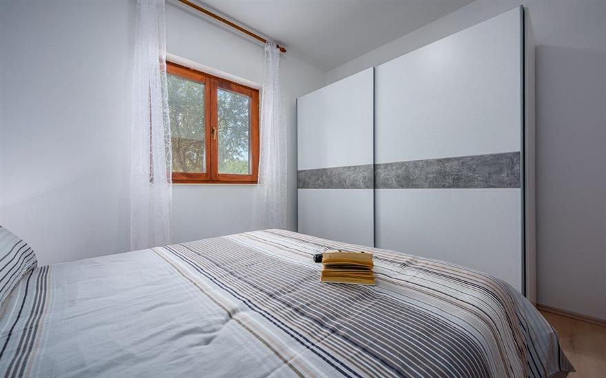 Apartment A5, for 5 persons