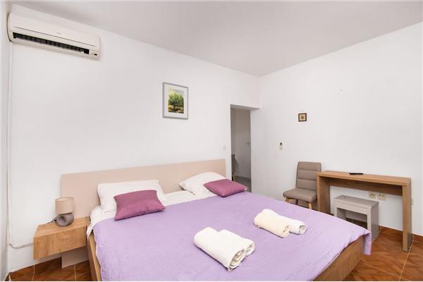 Apartment A1, for 3 persons
