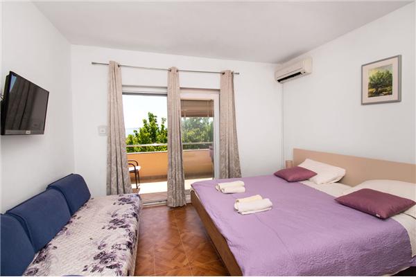 Apartment A1, for 3 persons