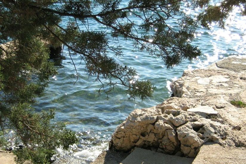 Apartments Mala kuća kraj mora