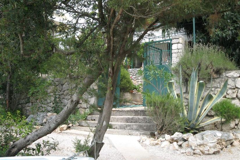 Apartments Mala kuća kraj mora