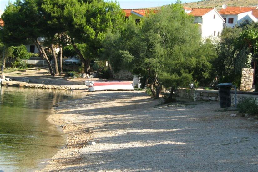 Apartments Mala kuća kraj mora