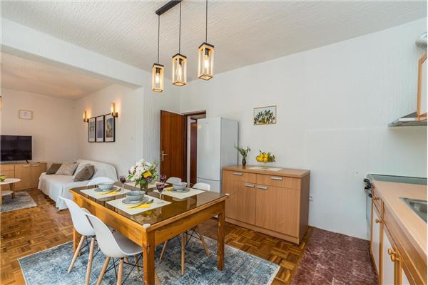 Apartment A1, for 4 persons