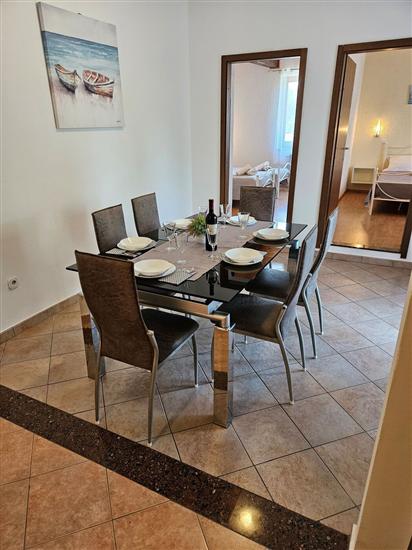 Apartment A3, for 6 persons