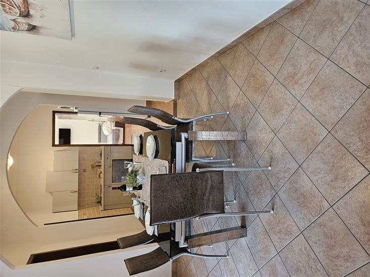 Apartment A3, for 6 persons