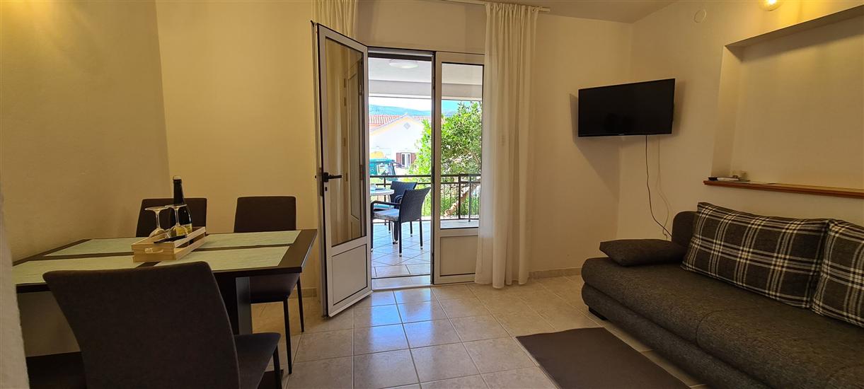 Apartment A1, for 3 persons