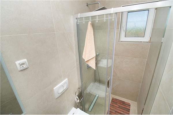 Apartment A4, for 5 persons