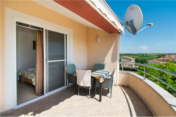 Apartment A4, for 5 persons