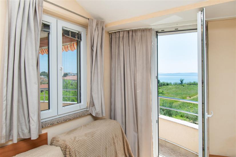 Apartment A4, for 5 persons