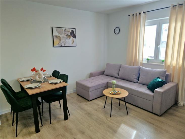 Apartment A2, for 3 persons