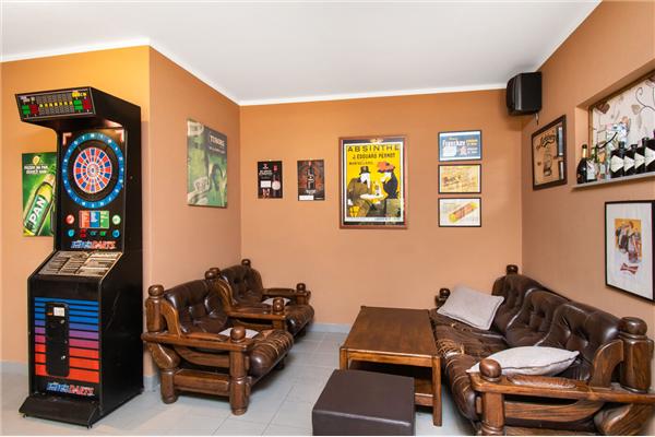 House K1, for 12 persons