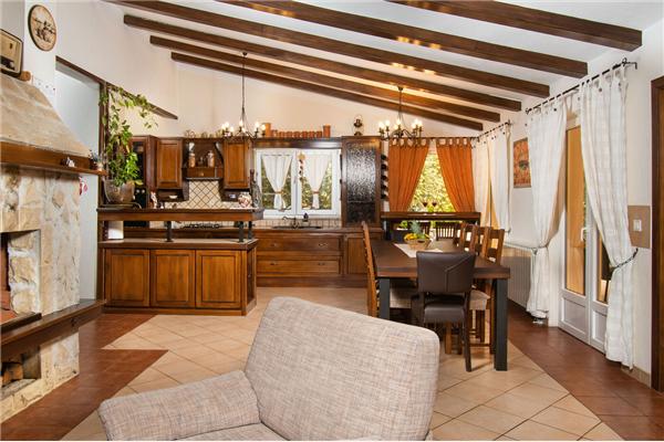 House K1, for 12 persons