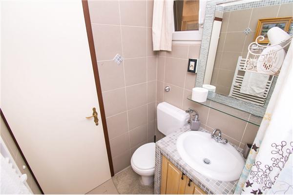 House K1, for 12 persons