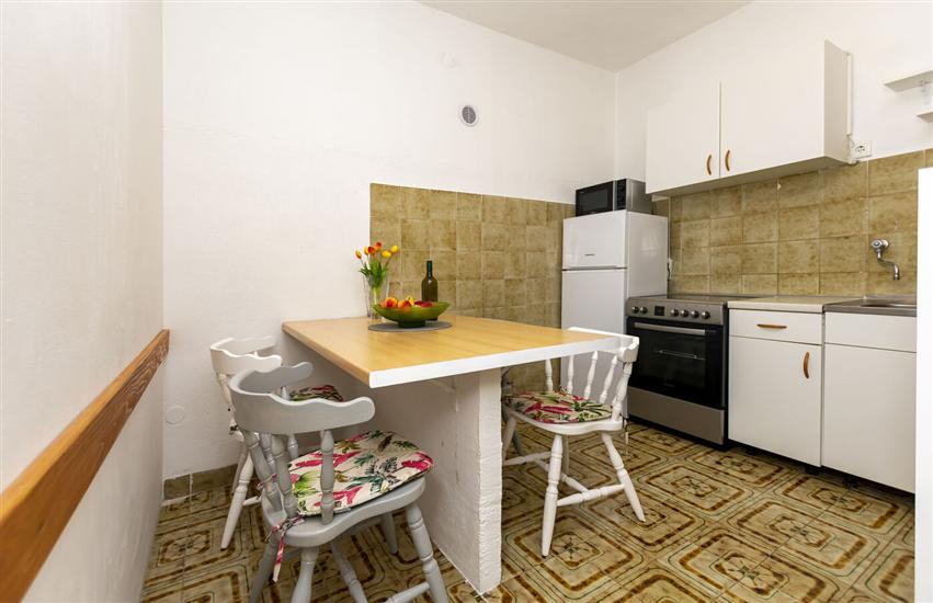 Apartment A1, for 3 persons