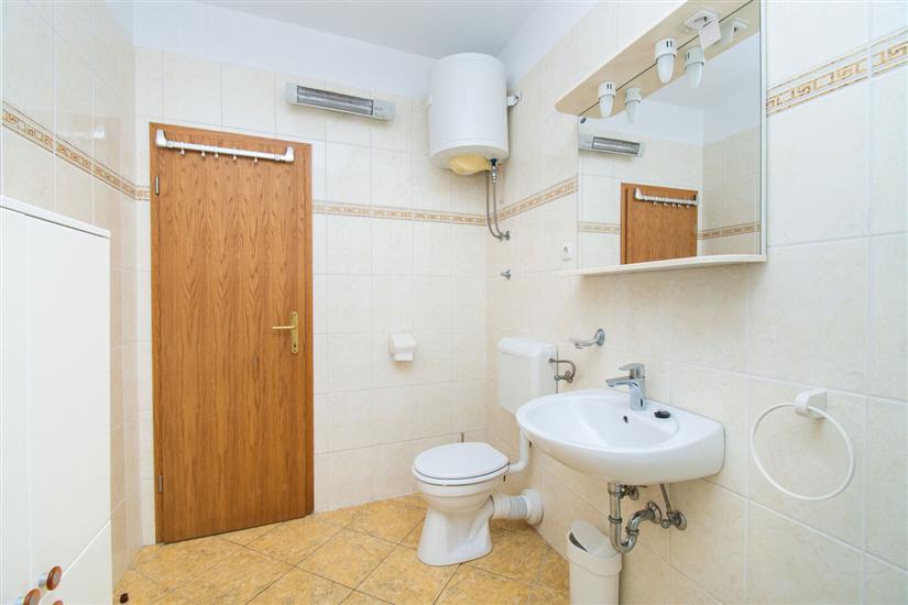 Apartment A2, for 3 persons