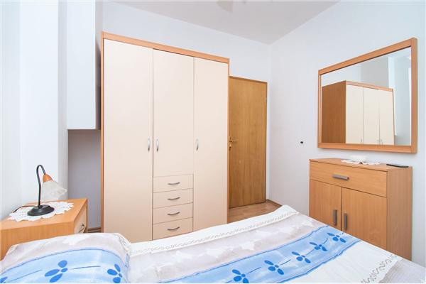 Apartment A2, for 3 persons