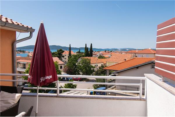 Apartment A3, for 6 persons