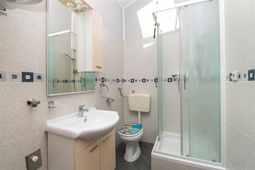 Apartment A3, for 6 persons