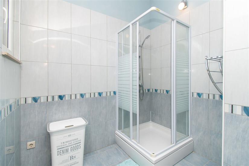 Apartment A3, for 6 persons