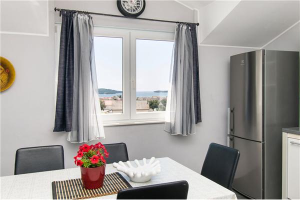 Apartment A3, for 6 persons