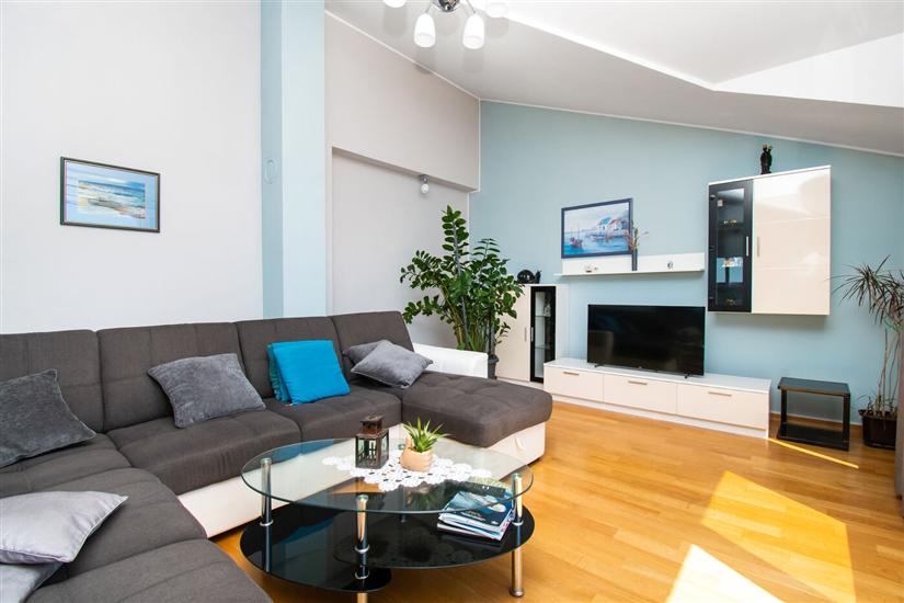 Apartment A3, for 6 persons