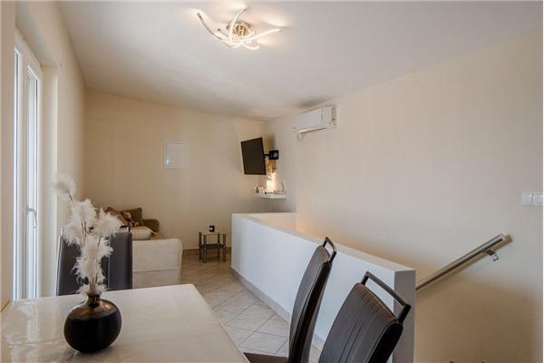 Apartment A2, for 5 persons
