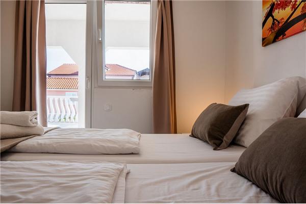 Apartment A2, for 5 persons