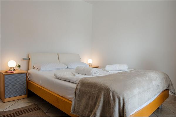 Apartment A2, for 5 persons