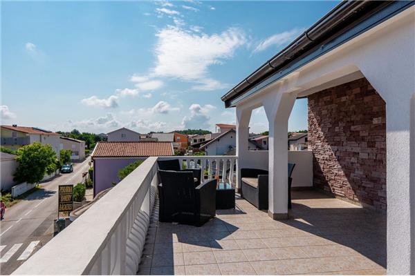 Apartment A2, for 5 persons