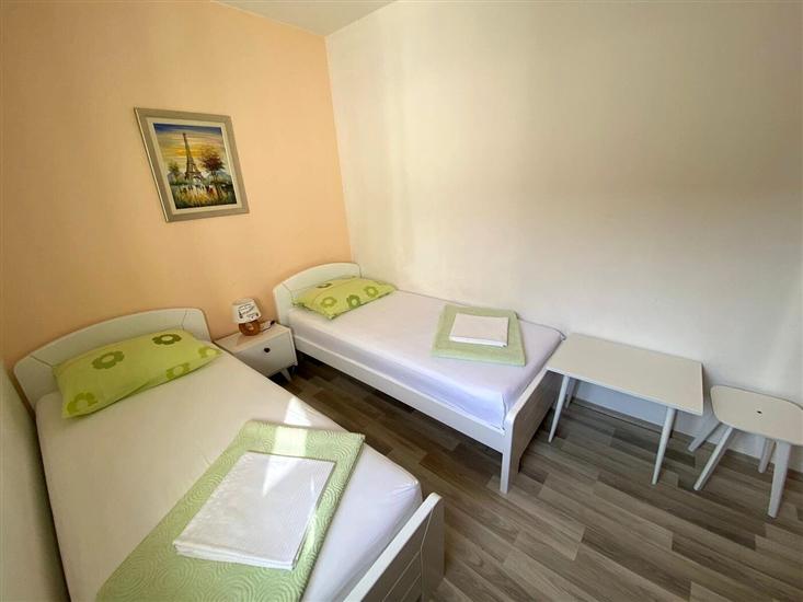 House K1, for 9 persons