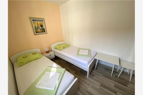 House K1, for 9 persons