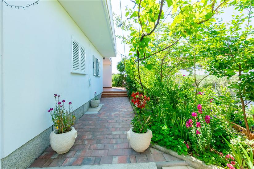 Apartments Mrijana D