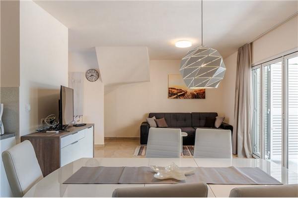 Apartment A2, for 6 persons