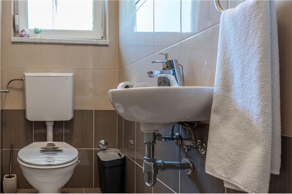 Apartment A2, for 6 persons